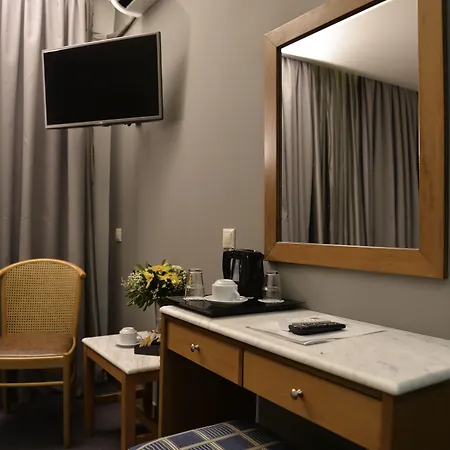 Mediterranee Hotel 3*