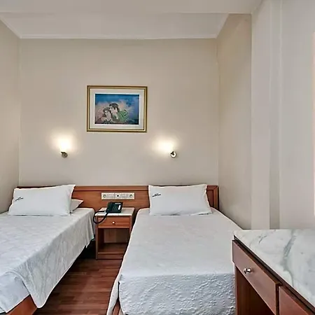 Hotel Mediterranee Patras