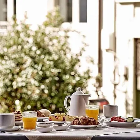 Mediterranee Hotel 3*