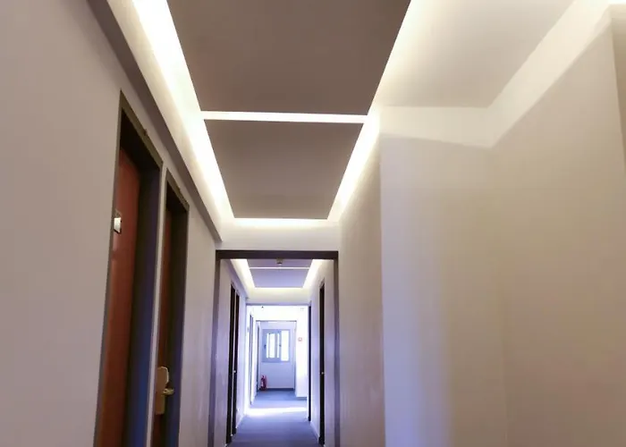 Mediterranee Hotell 3*